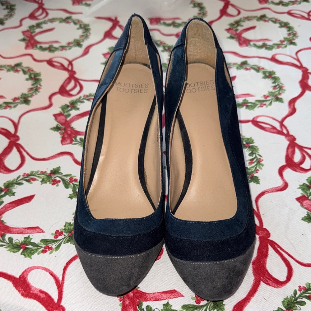 Mootsies Tootsies Women's Blue and Gray Pumps
